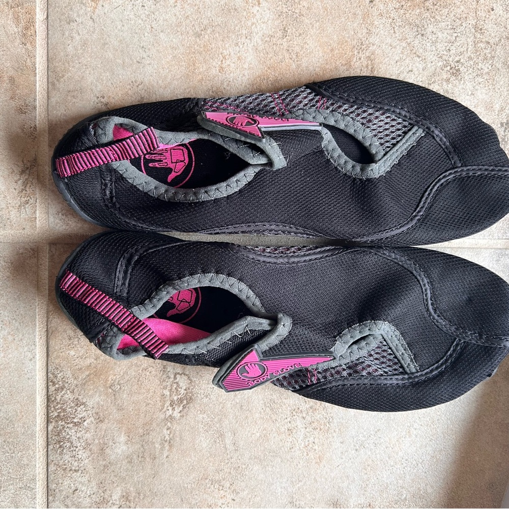 Body Glove Women's Black and Pink Water Shoes